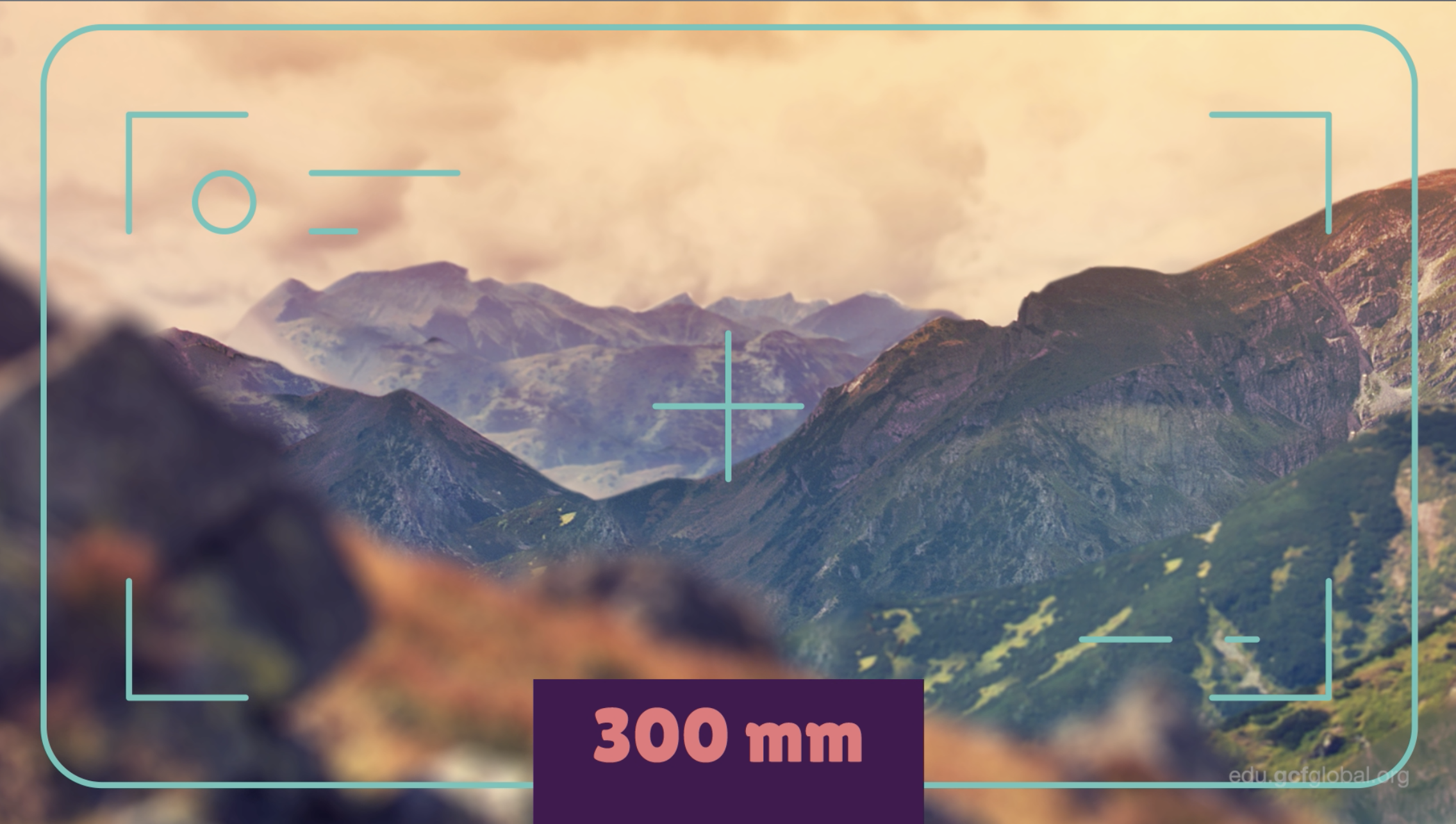 Con una distancia focal de 300 milímetros tenemos una menor profundidad de campo.